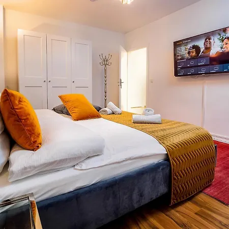 Apartment Gemuetliche & Individuelle In - Junik Krefeld