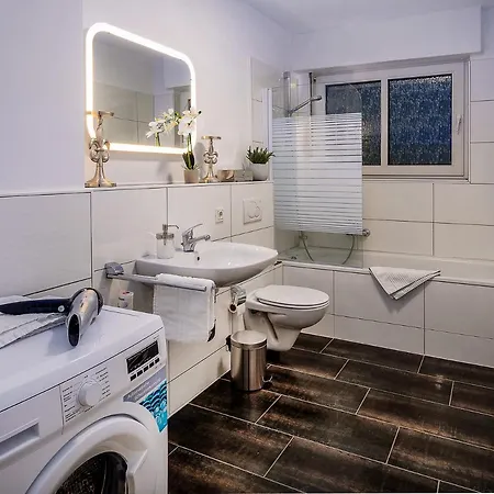 Gemuetliche & Individuelle In - Junik