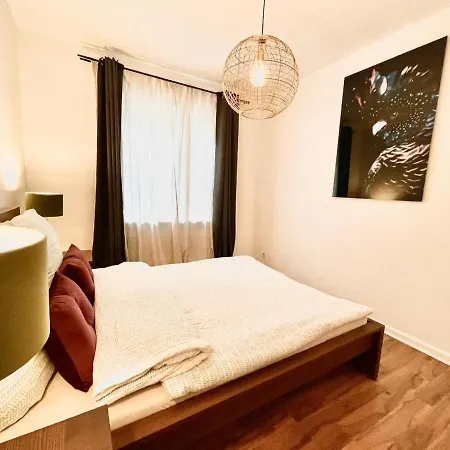 Gemuetliche & Individuelle In - Junik Apartment