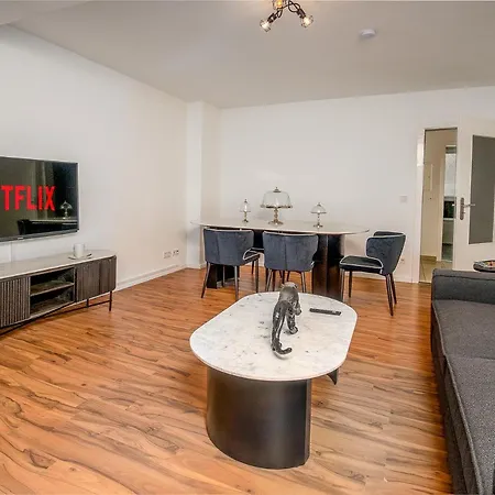 Gemuetliche & Individuelle In - Junik Apartment