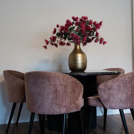 Gemuetliche & Individuelle In - Junik Apartment *