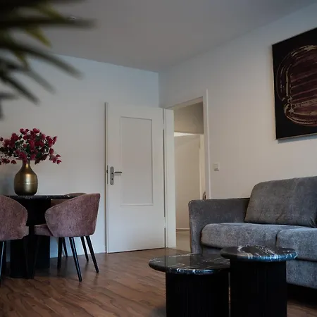 Gemuetliche & Individuelle In - Junik * Krefeld