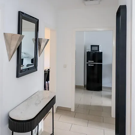 Gemuetliche & Individuelle In - Junik Apartment *